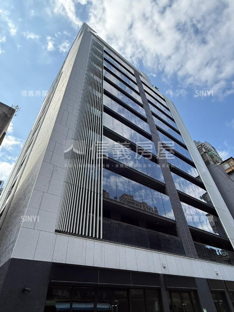 晴光商圈人潮面寬店面房屋室內格局與周邊環境