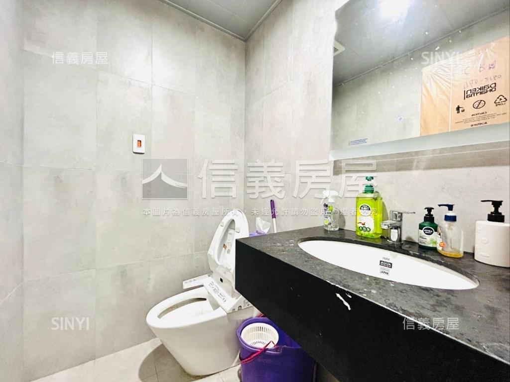 晴光商圈人潮面寬店面房屋室內格局與周邊環境