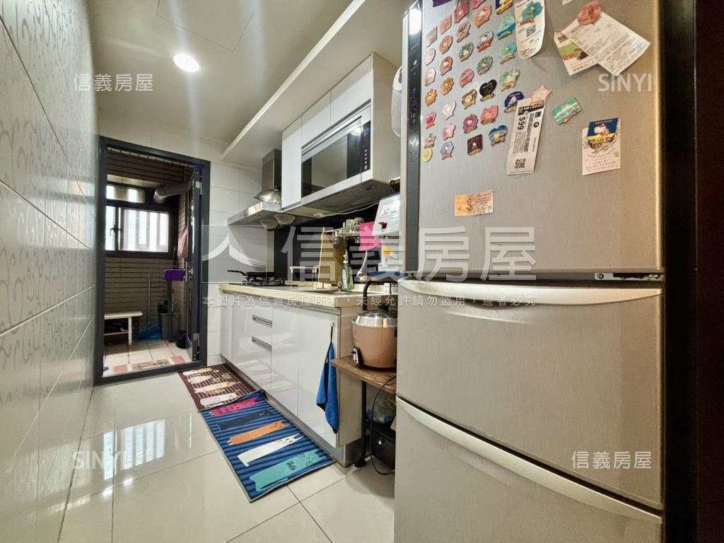 四季水樣景觀大三房房屋室內格局與周邊環境