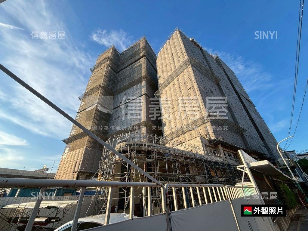 全坤峰碩壯闊景觀二房車位房屋室內格局與周邊環境