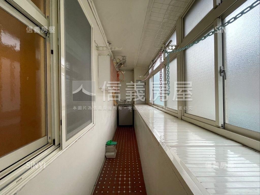 近捷運面綠邊間亮麗屋房屋室內格局與周邊環境