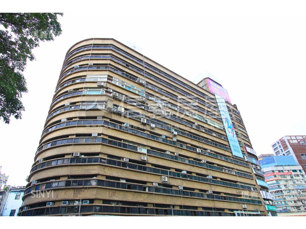 近忠孝復興捷運美住辦房屋室內格局與周邊環境