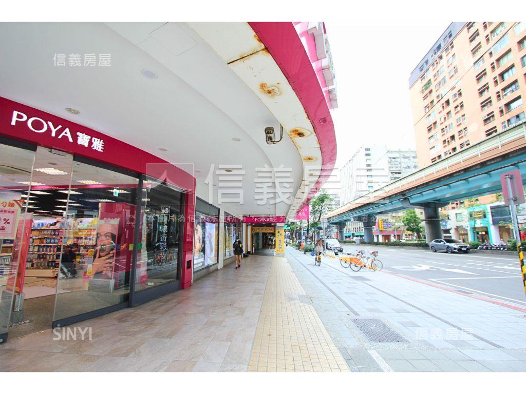 近忠孝復興捷運美住辦房屋室內格局與周邊環境