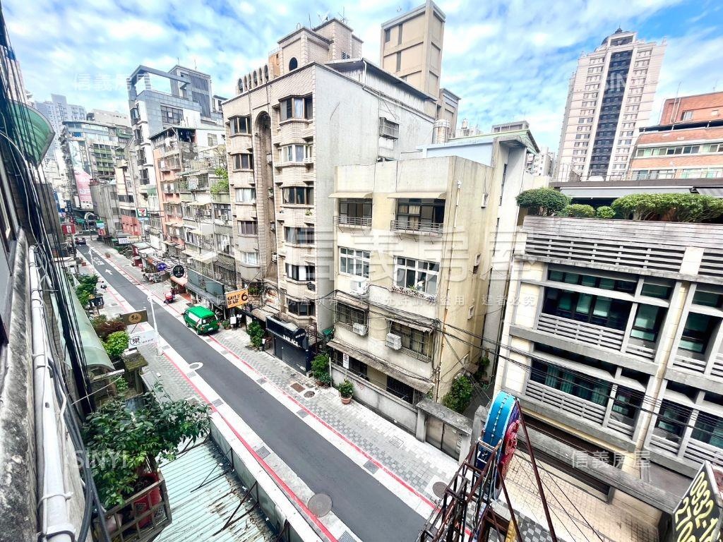 精選雙語學區電梯套房Ａ房屋室內格局與周邊環境