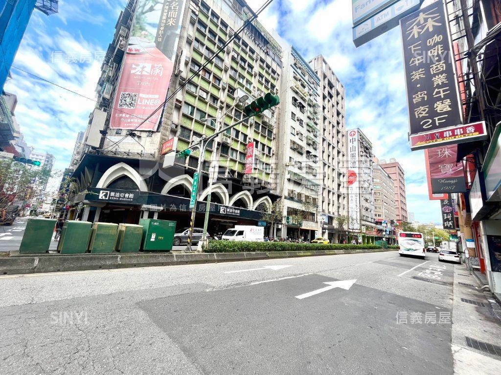 精選雙語學區電梯套房Ａ房屋室內格局與周邊環境