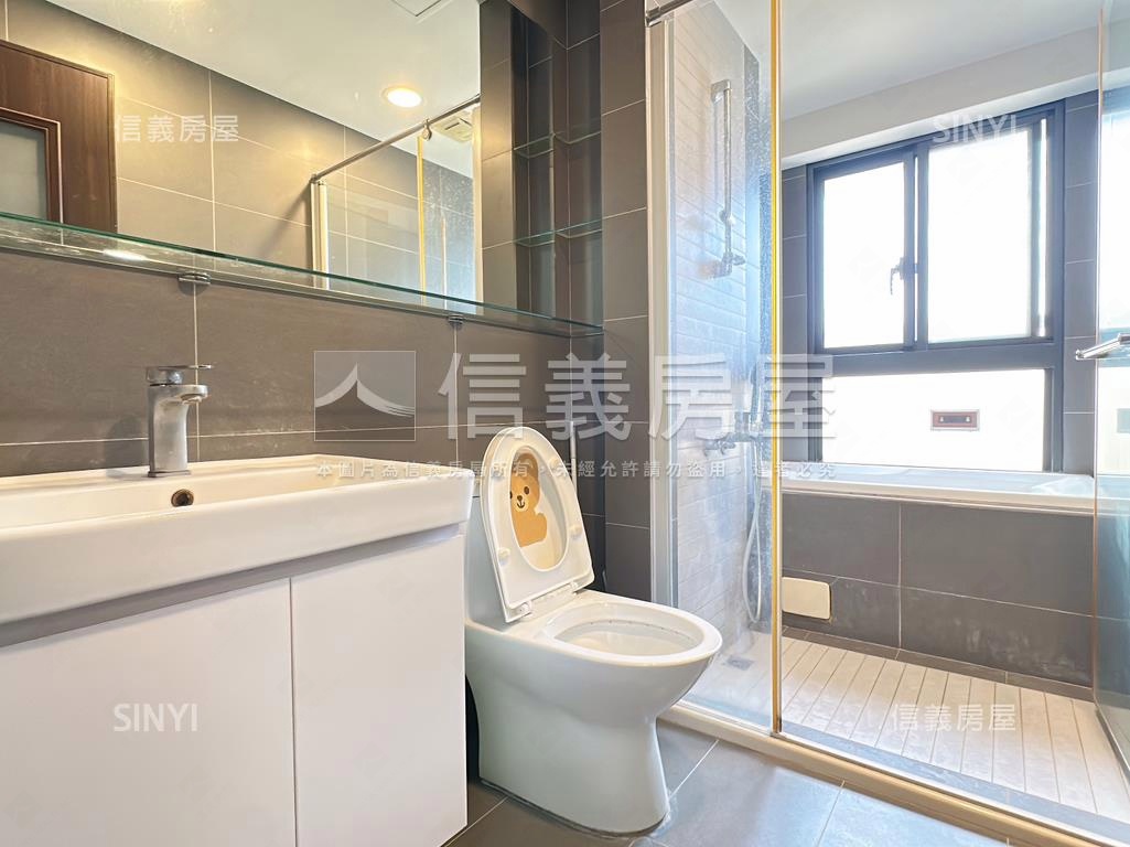 冠藝好成家三房平車房屋室內格局與周邊環境