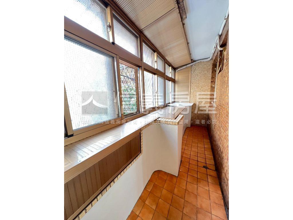 ★新店公寓二樓免整理房屋室內格局與周邊環境