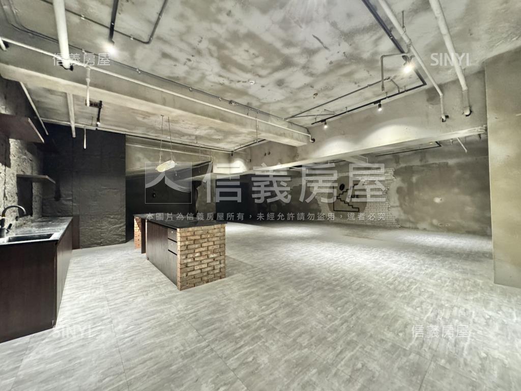 西區精華地段商業用地下室房屋室內格局與周邊環境