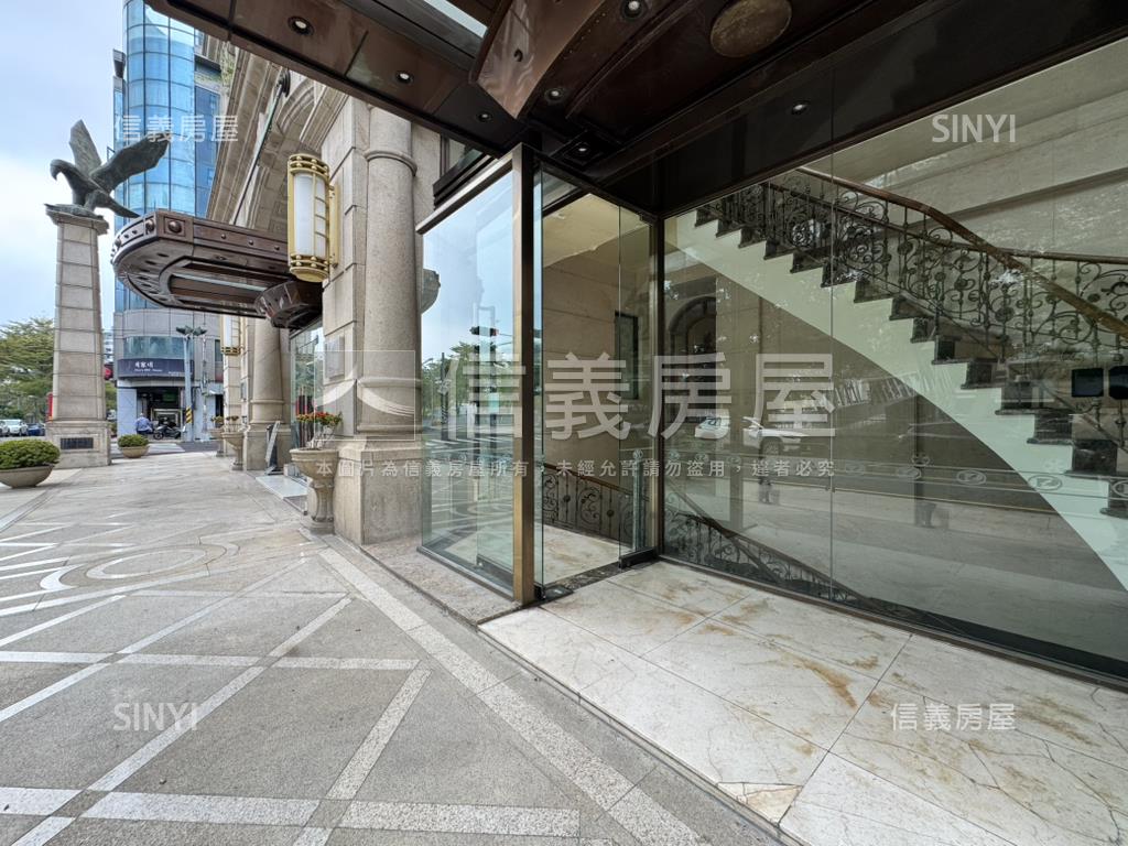 西區精華地段商業用地下室房屋室內格局與周邊環境