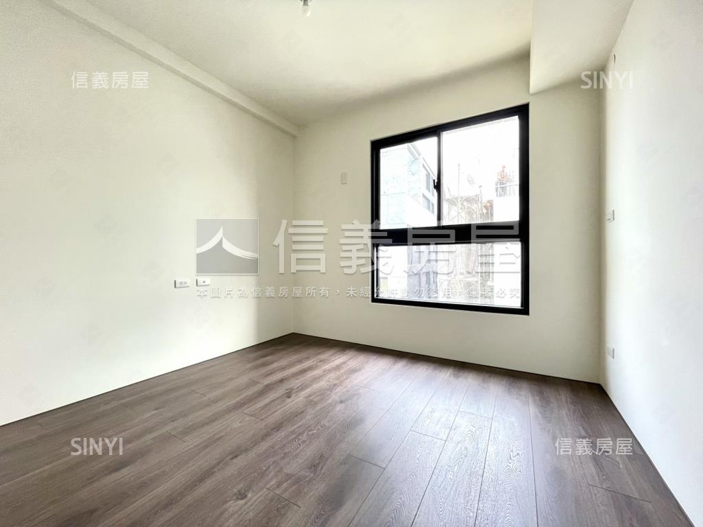 南屯全新電梯別墅房屋室內格局與周邊環境