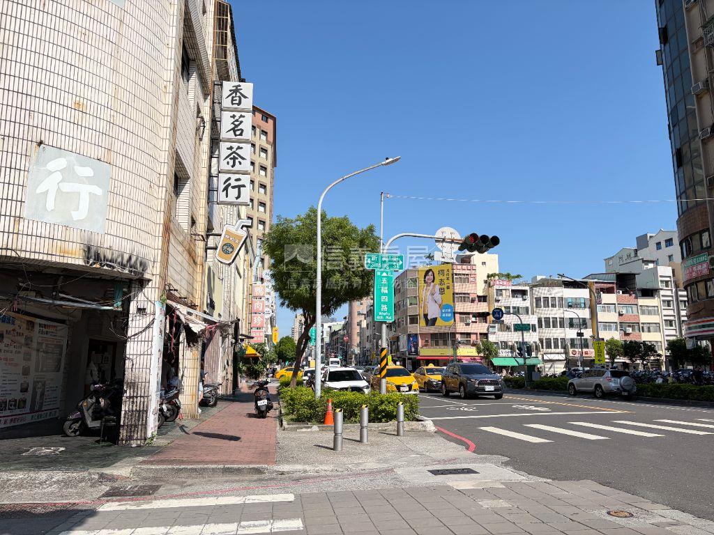 駁二．小資．套房房屋室內格局與周邊環境