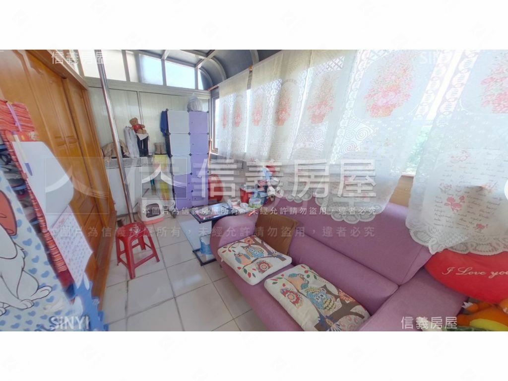 皇家大庭院邊間透天房屋室內格局與周邊環境