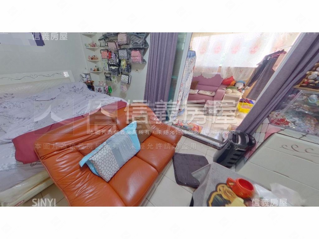 皇家大庭院邊間透天房屋室內格局與周邊環境