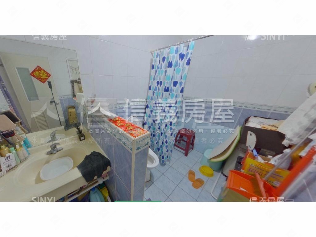 皇家大庭院邊間透天房屋室內格局與周邊環境