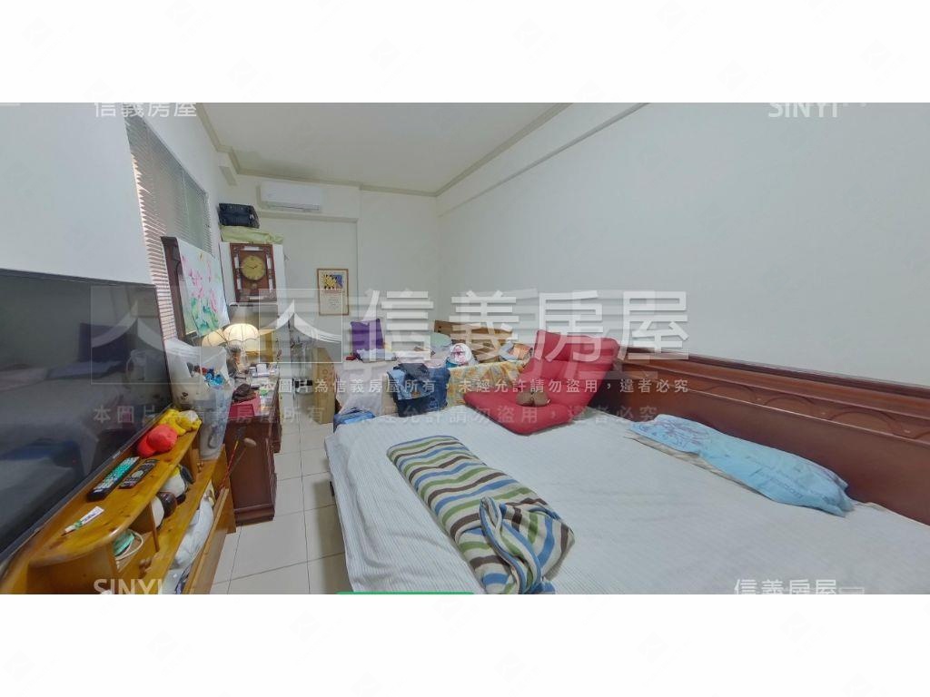 皇家大庭院邊間透天房屋室內格局與周邊環境
