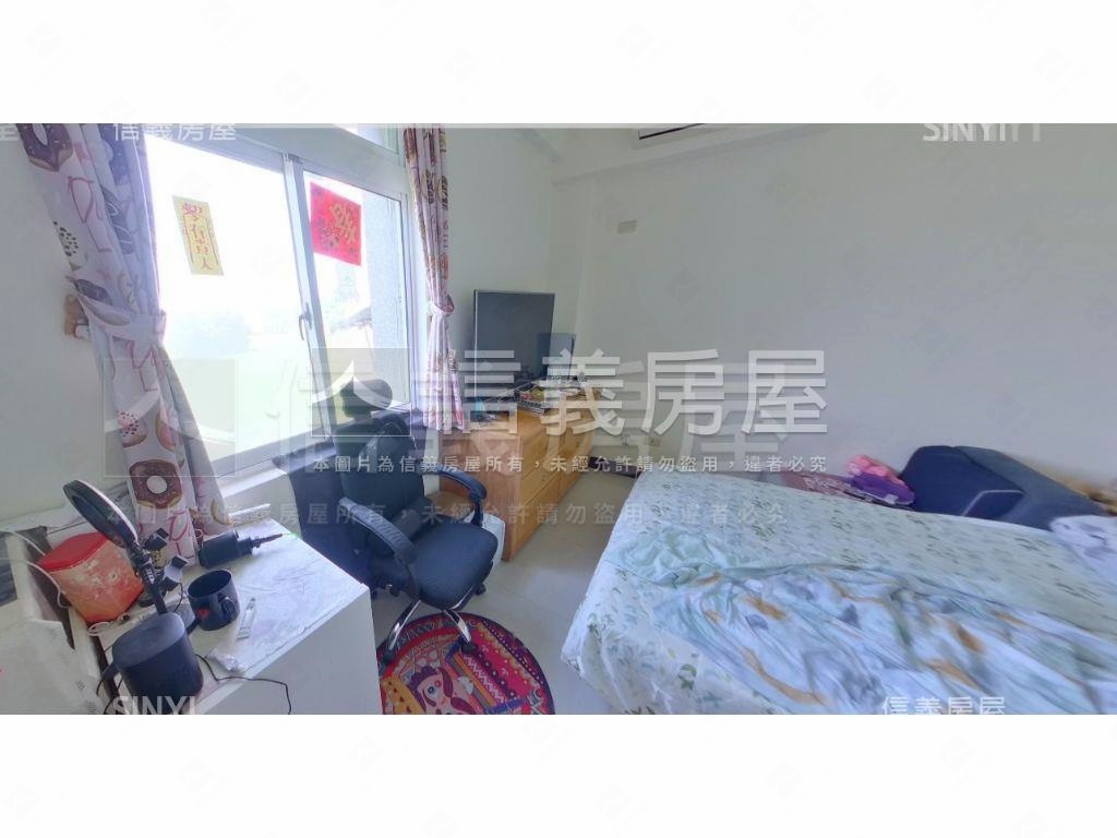 皇家大庭院邊間透天房屋室內格局與周邊環境