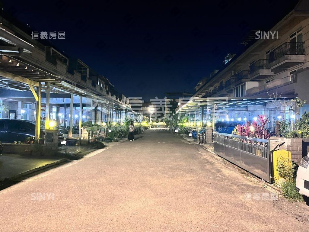 皇家大庭院邊間透天房屋室內格局與周邊環境