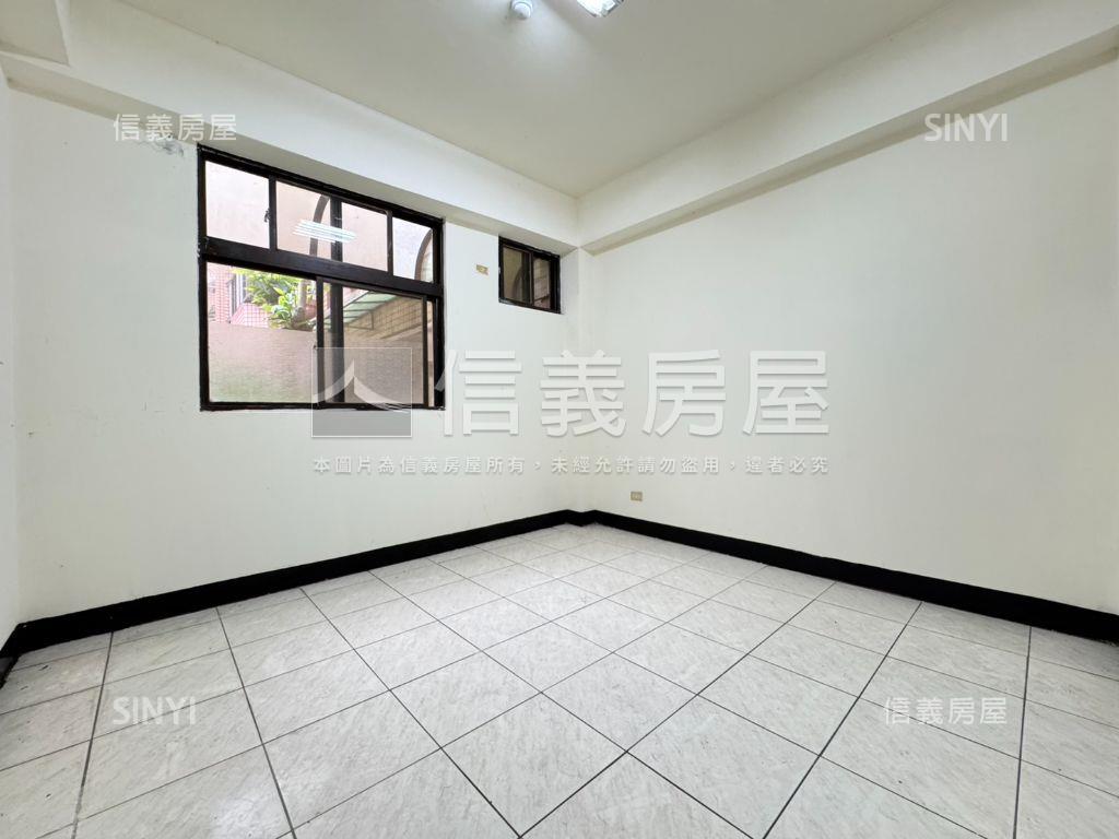 稀有釋出雙層氣派老闆宅房屋室內格局與周邊環境