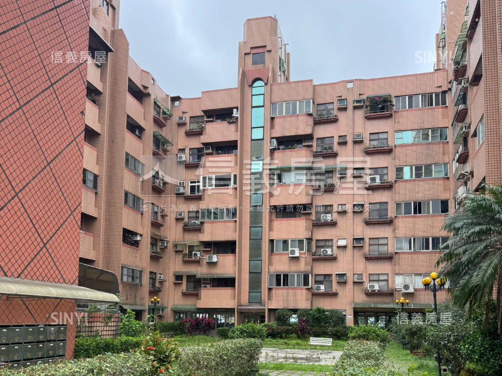 稀有釋出雙層氣派老闆宅房屋室內格局與周邊環境