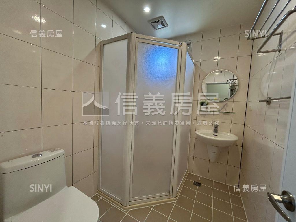 面海景精美大四房平車房屋室內格局與周邊環境