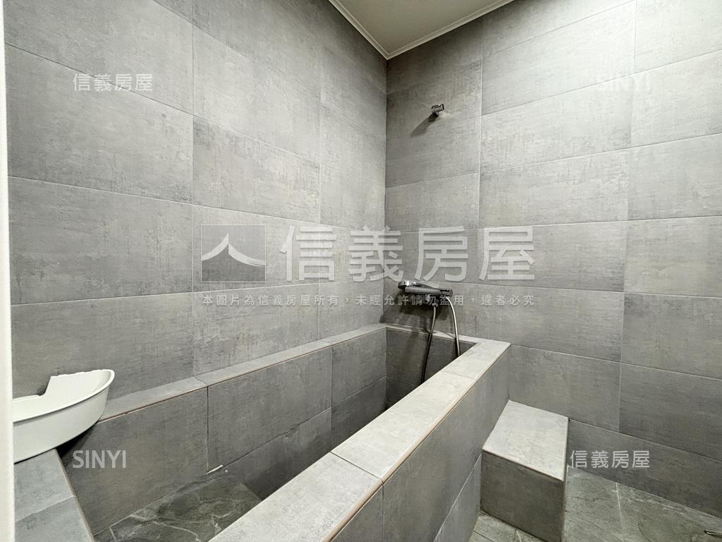 維多利亞大器裝潢附平車房屋室內格局與周邊環境