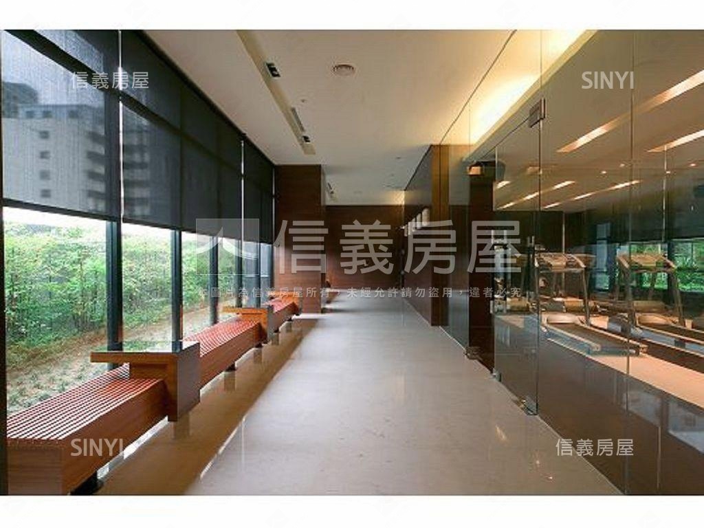 專任閱讀高樓兩房美屋況房屋室內格局與周邊環境