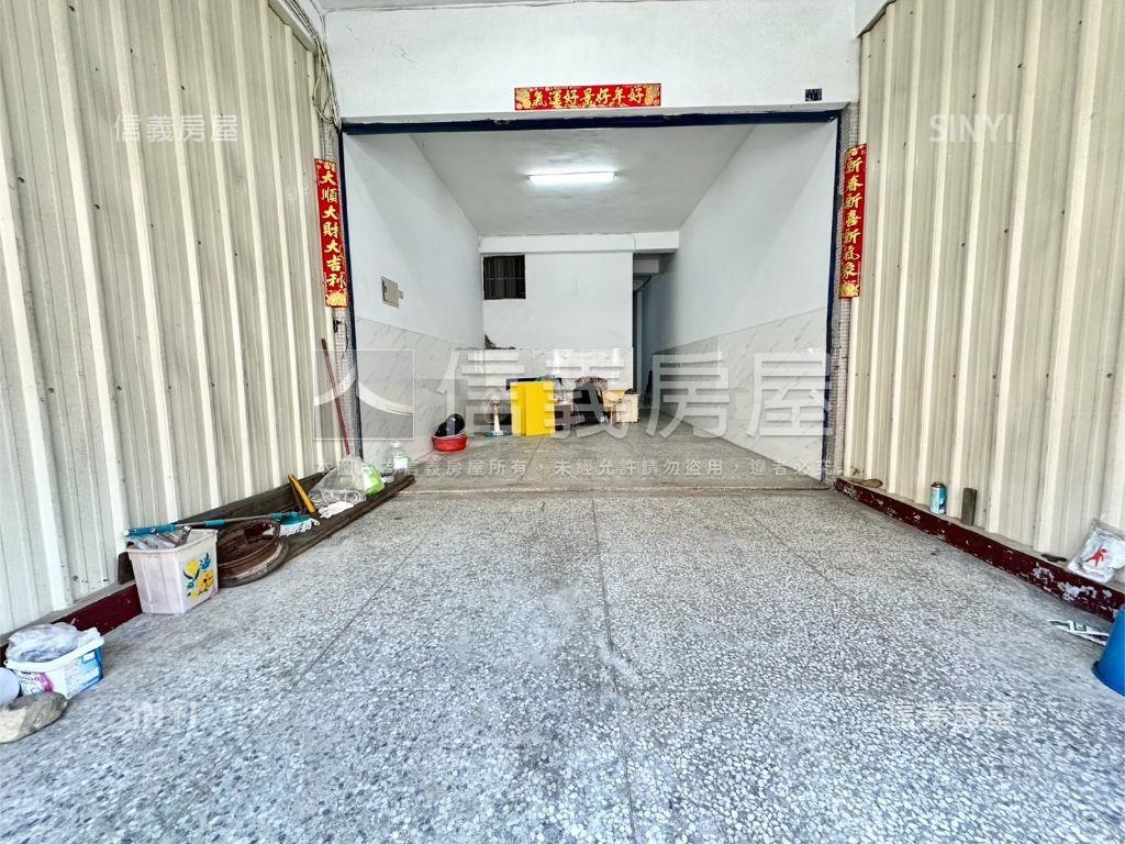 近中正路活路車庫透天房屋室內格局與周邊環境