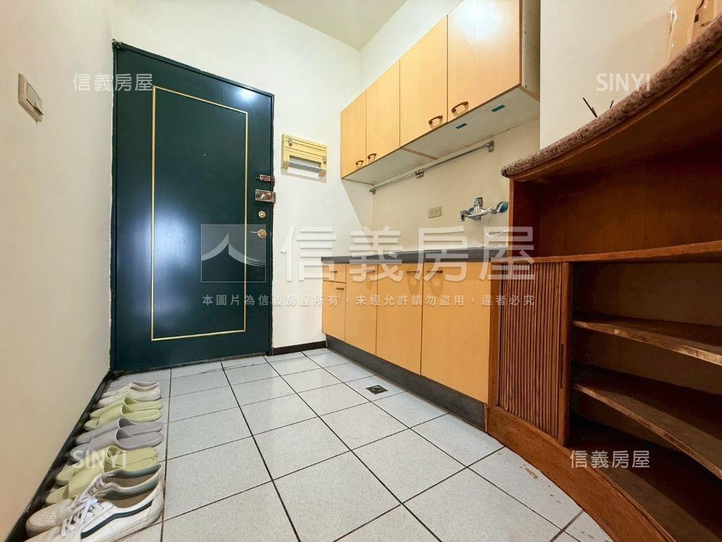 專任【假日半島】一房一廳房屋室內格局與周邊環境