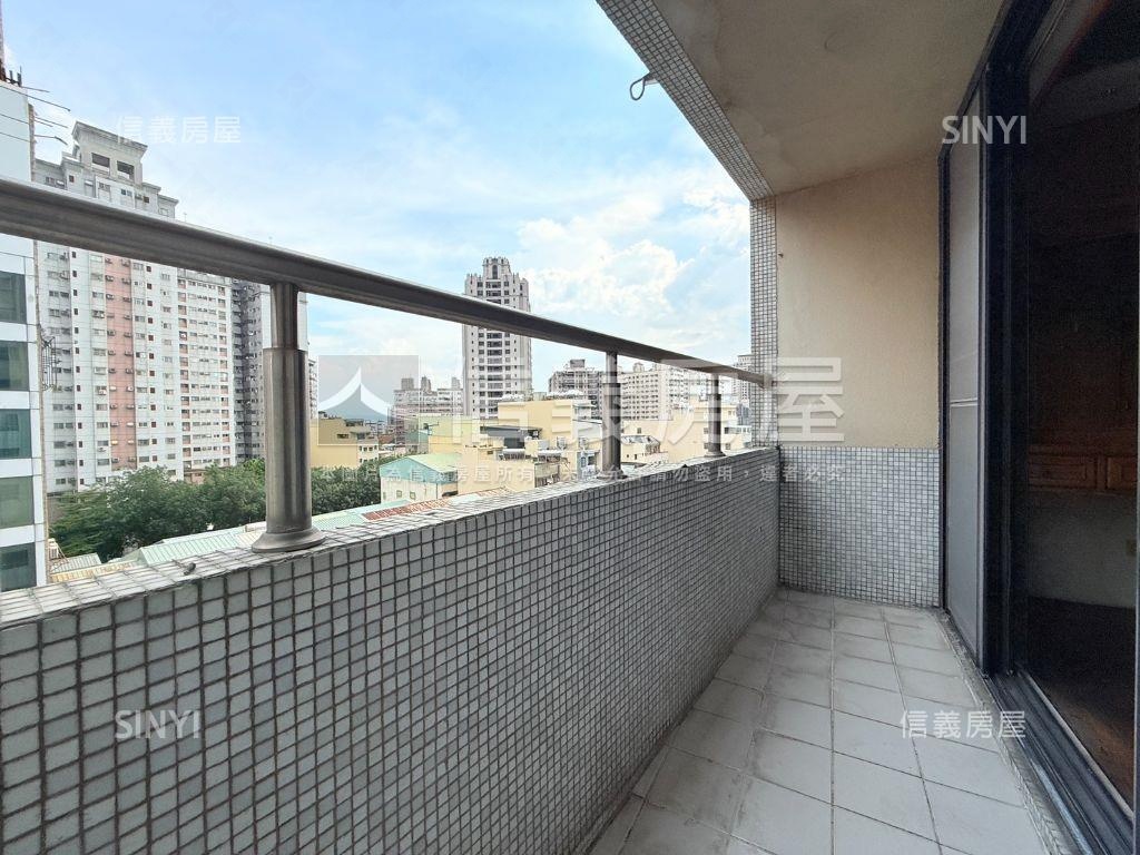 專任【假日半島】一房一廳房屋室內格局與周邊環境