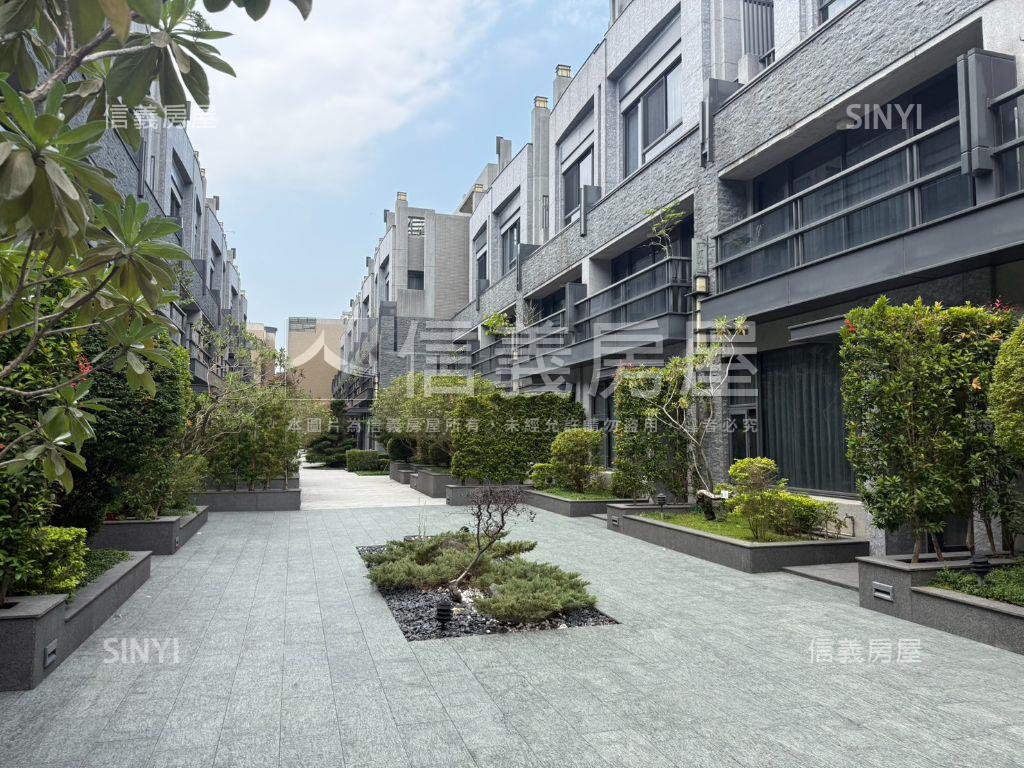 國雄青水硯電梯別墅房屋室內格局與周邊環境