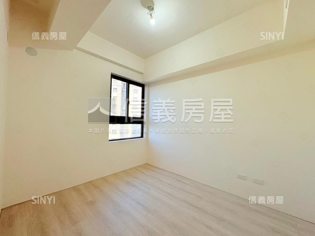 泓瑞恆昕中高樓層三房平車房屋室內格局與周邊環境