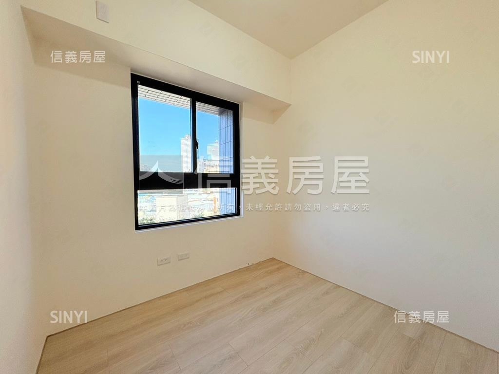 泓瑞恆昕中高樓層三房平車房屋室內格局與周邊環境