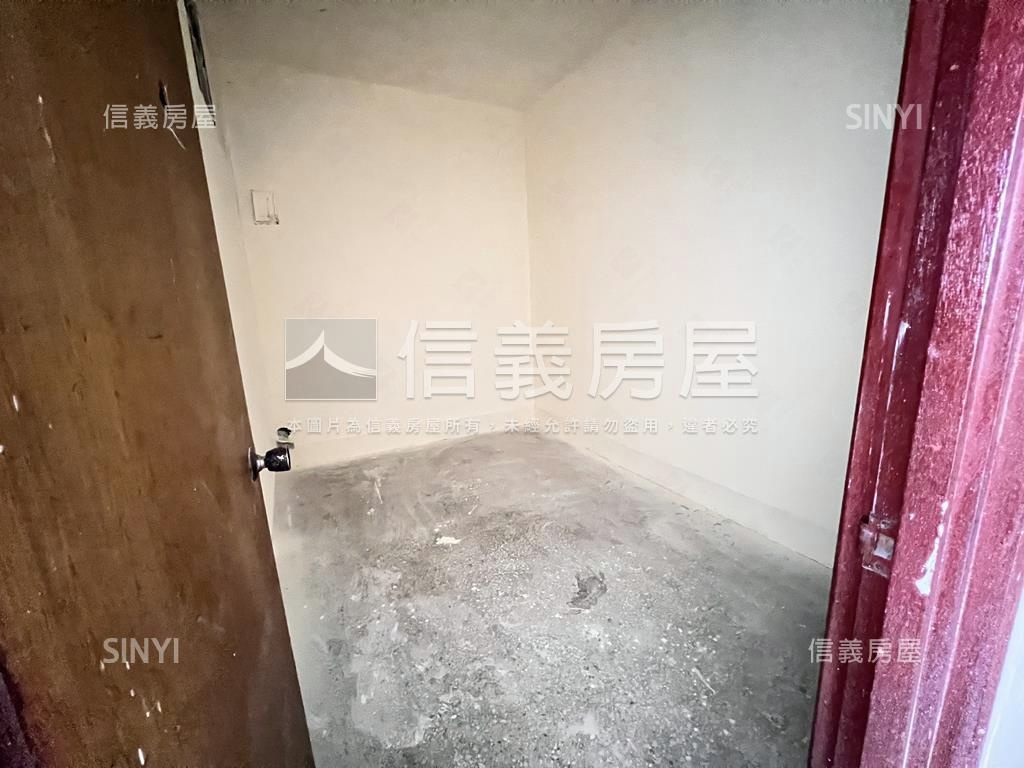 中山北路大透天店面房屋室內格局與周邊環境