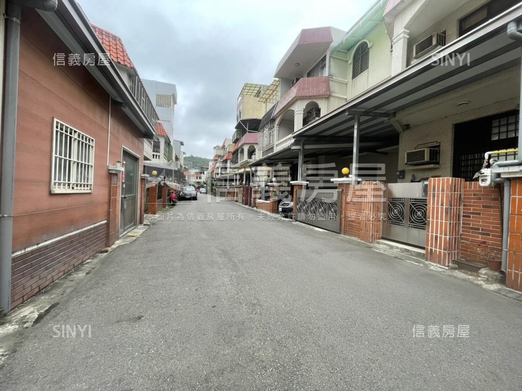 美麗新世界透天房屋室內格局與周邊環境