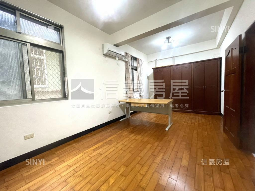 美麗新世界透天房屋室內格局與周邊環境