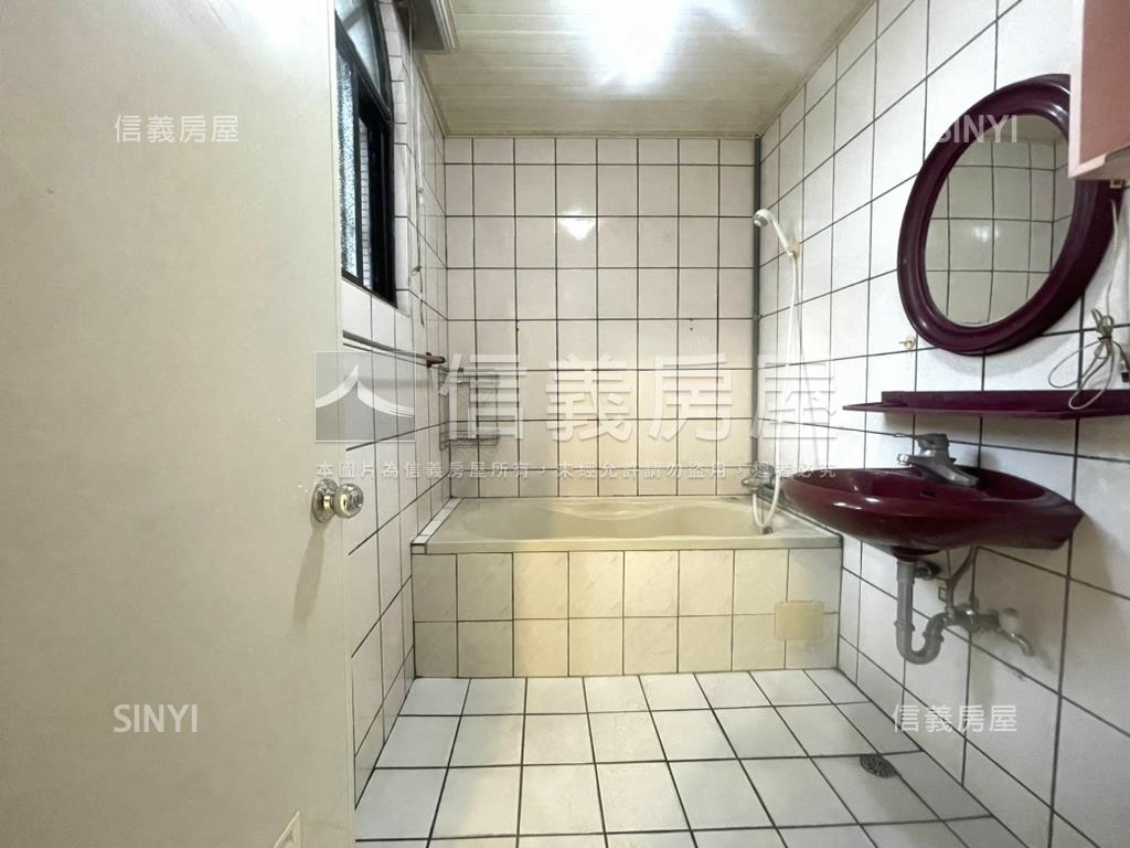 美麗新世界透天房屋室內格局與周邊環境