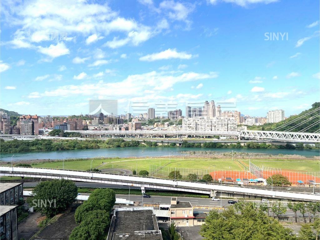 宏國央北邊間景觀宅房屋室內格局與周邊環境