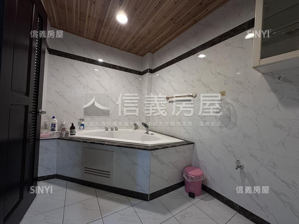 健康路面寬質感店面房屋室內格局與周邊環境