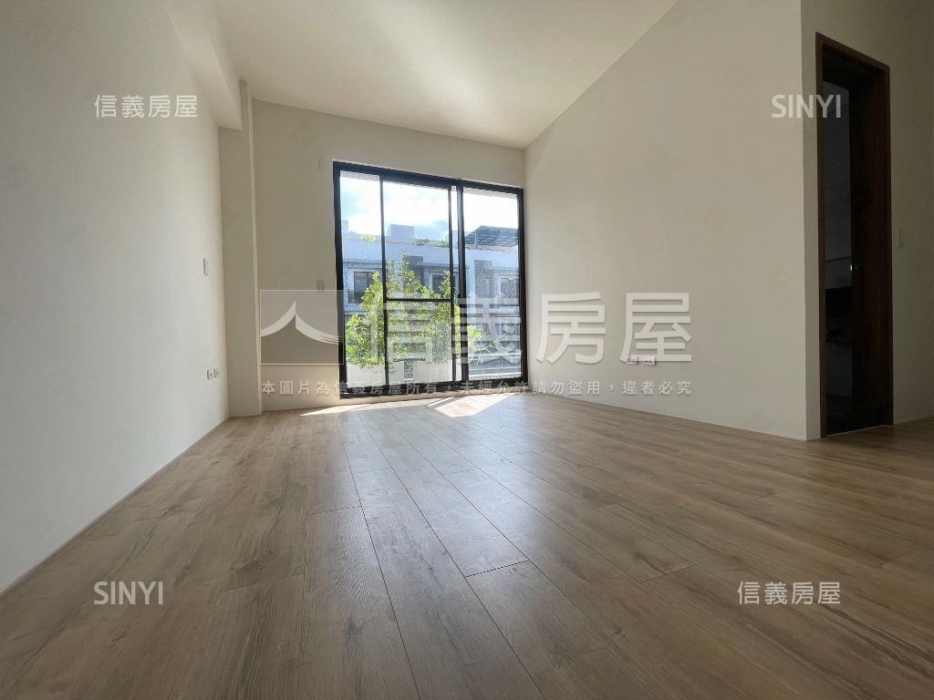 稀有約１０米活路電梯美墅房屋室內格局與周邊環境