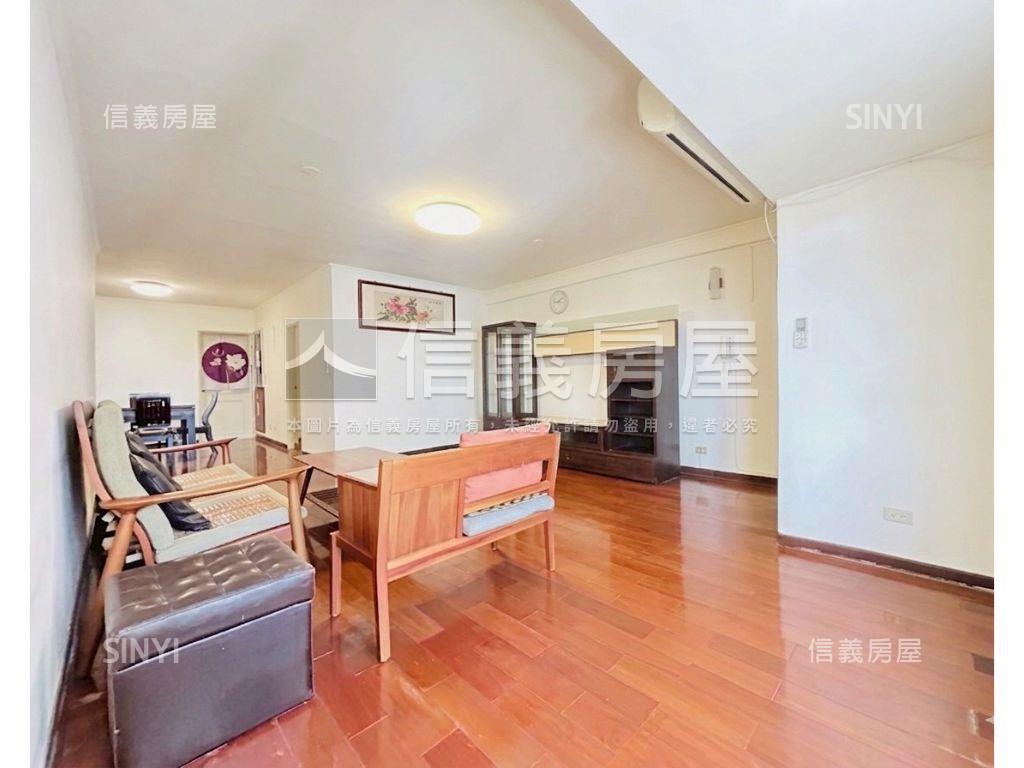 專任名宅芝蘭頂加華廈房屋室內格局與周邊環境