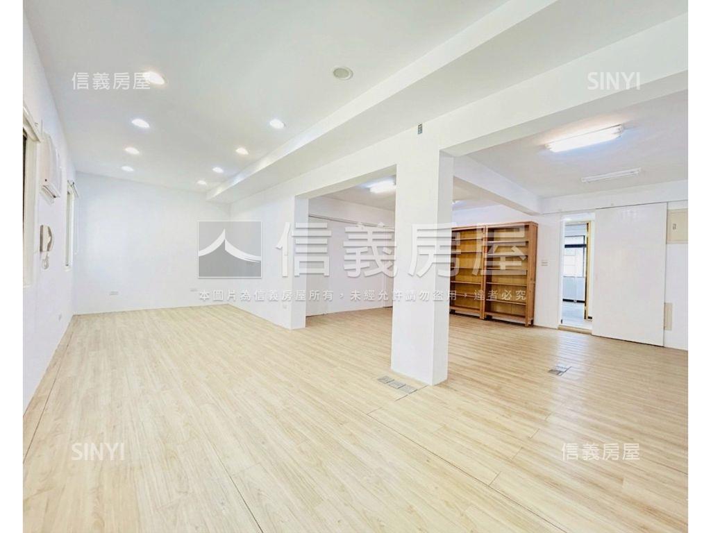 專任名宅芝蘭頂加華廈房屋室內格局與周邊環境