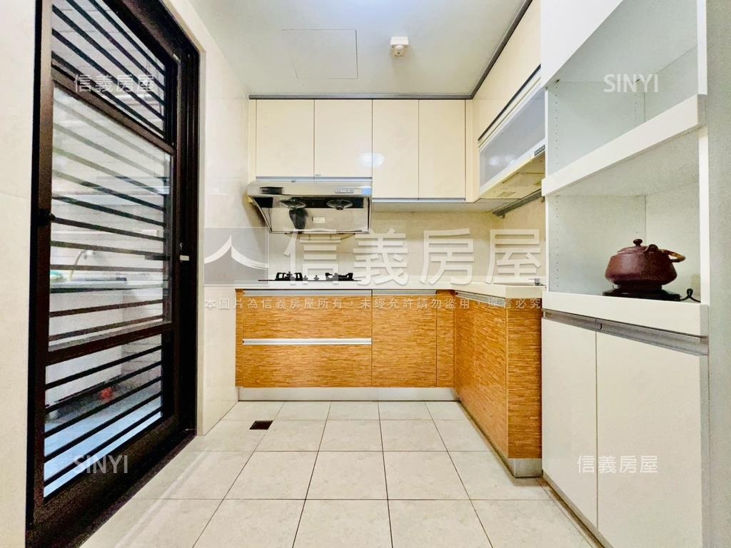 峰景鳳翔．遼闊視野房屋室內格局與周邊環境