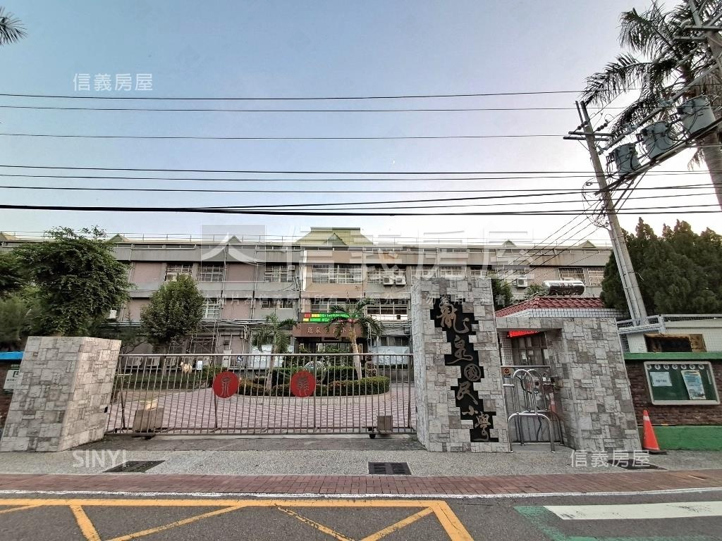 獨家適首購富宇綻高樓２房房屋室內格局與周邊環境