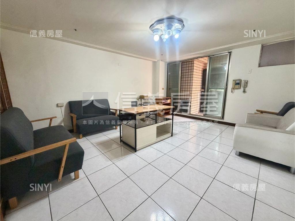 逢甲高樓層大三房平車房屋室內格局與周邊環境