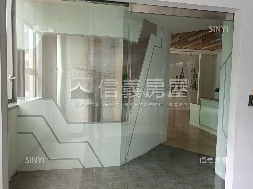 國美氣派帷幕辦公房屋室內格局與周邊環境