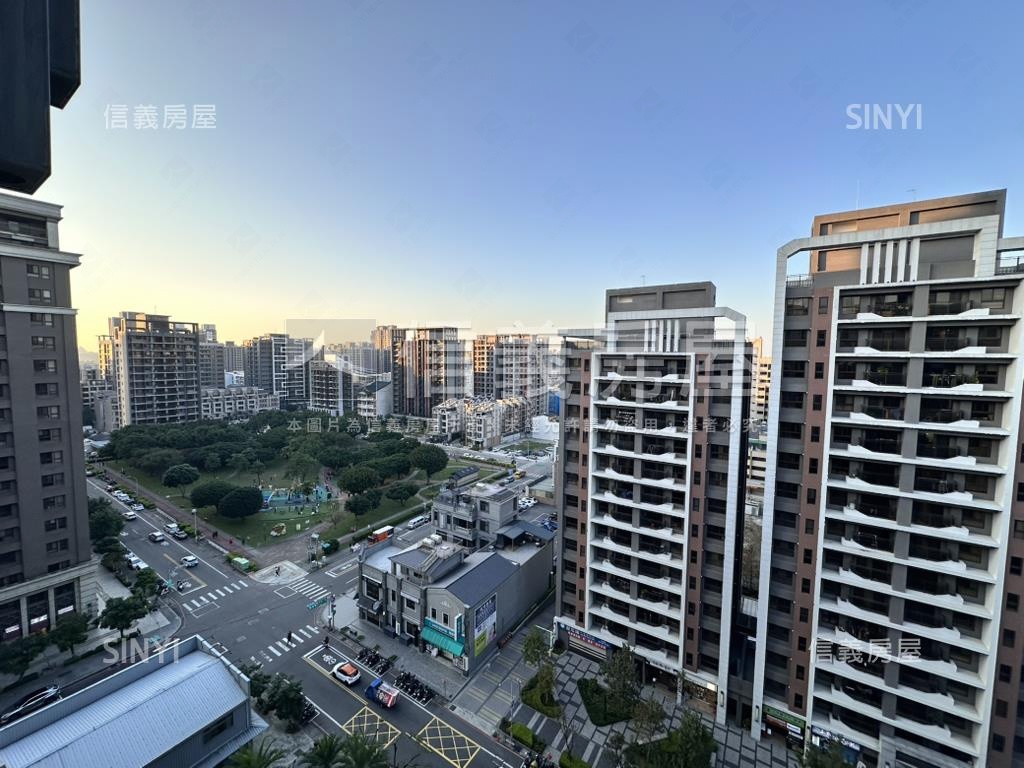 八擴制震次頂樓兩房車位房屋室內格局與周邊環境