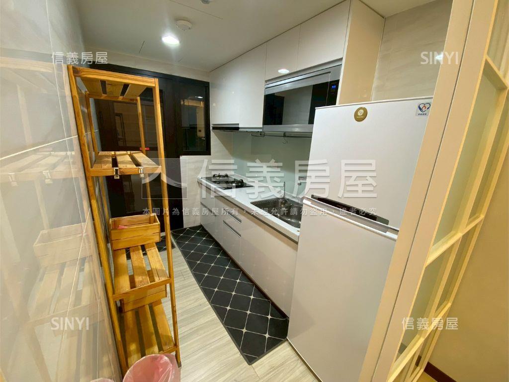 下樓捷運站～清新電梯兩房房屋室內格局與周邊環境