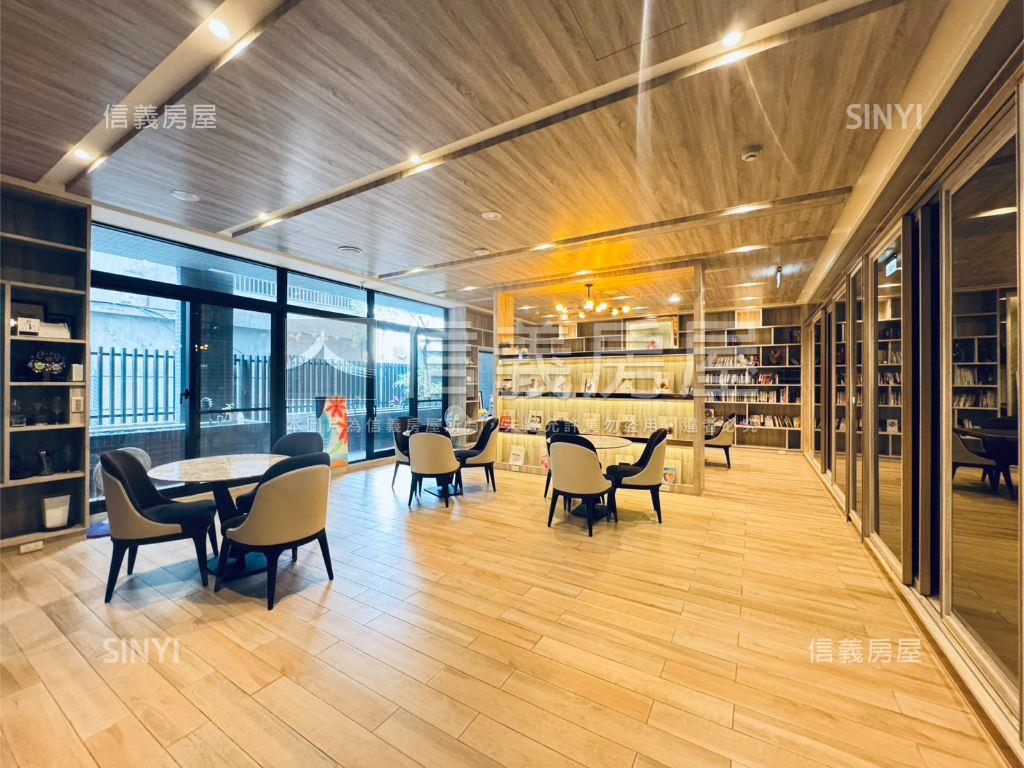 下樓捷運站～清新電梯兩房房屋室內格局與周邊環境