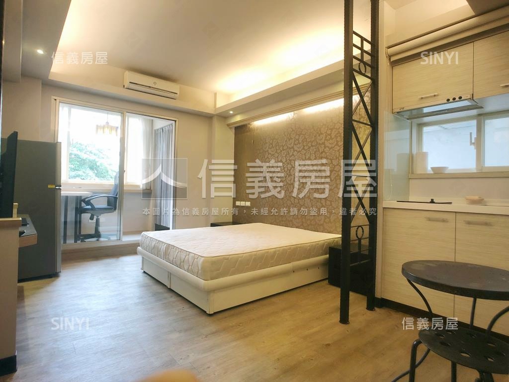 士東市場旁低總價電梯美廈房屋室內格局與周邊環境