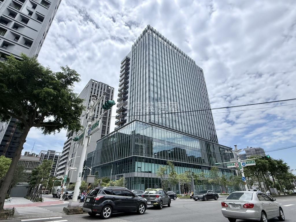 三本四季高樓層邊間兩房房屋室內格局與周邊環境